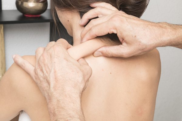 ajuste quiropractico cuello
